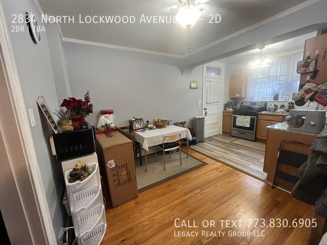 Foto del edificio - 2834 N Lockwood Ave