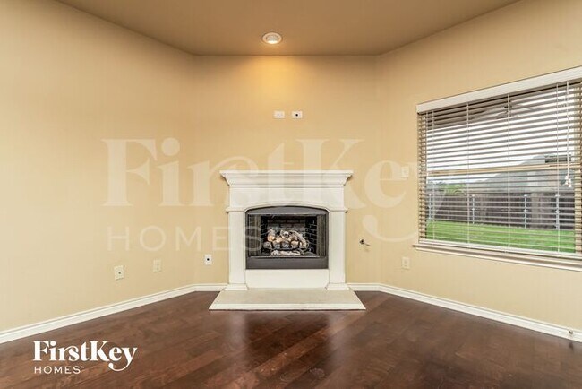 Building Photo - 1016 Hiddencreek Dr