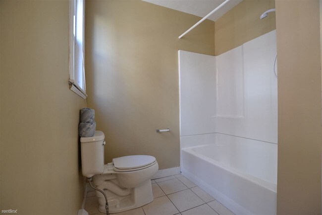 Building Photo - 6 br, 2 bath  - 12 Haskell St # 1EK