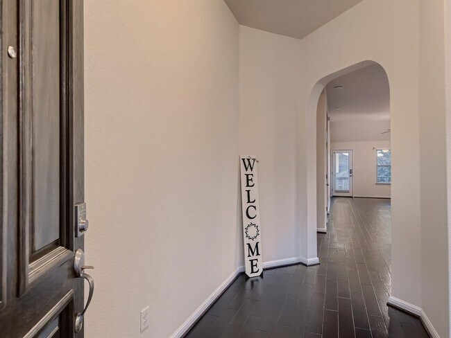 Foto del edificio - 18400 Deep Well Dr