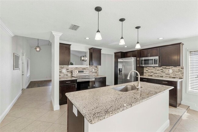 Building Photo - 7320 NW 45th Ct