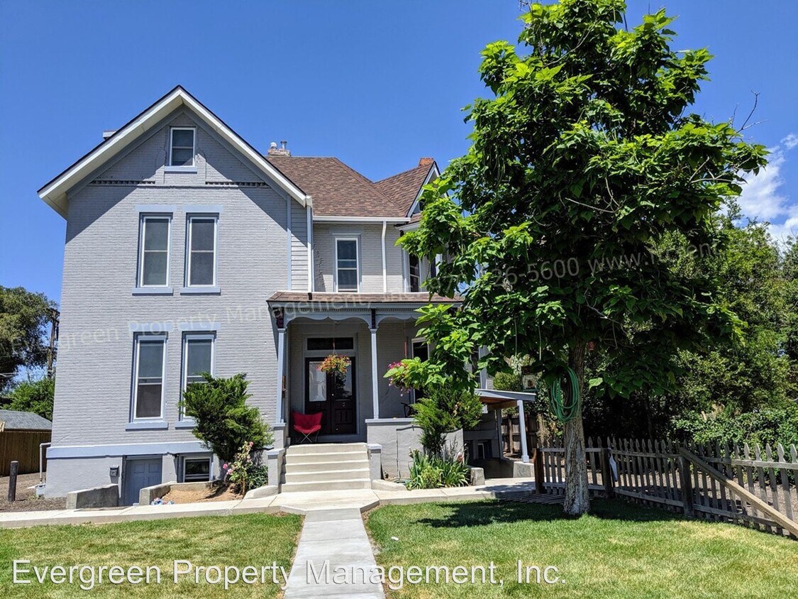 Primary Photo - 1421 8th St