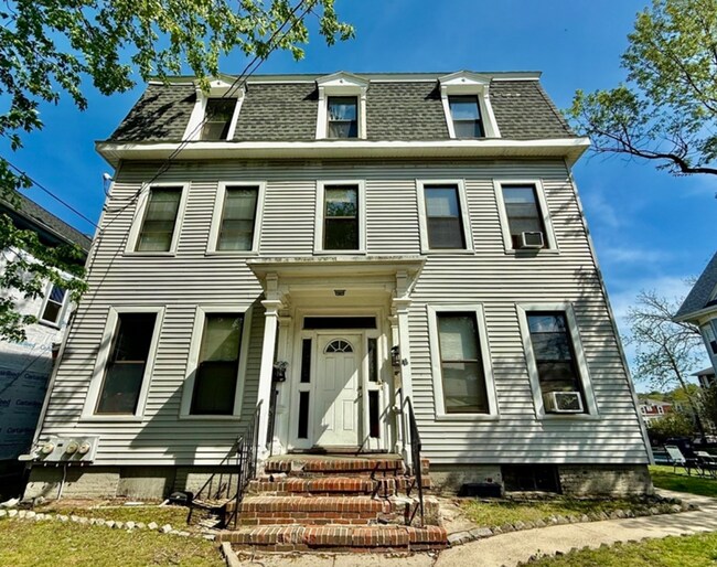 Foto del edificio - 48 Allston St