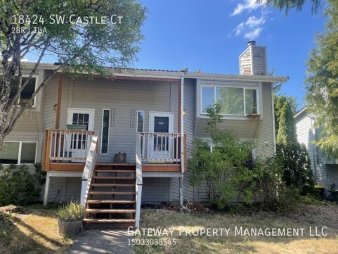 Primary Photo - 18424 SW Castle Ct