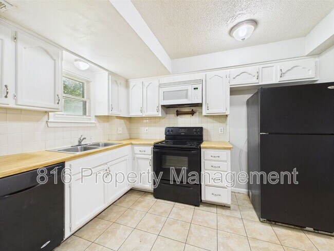 Foto del edificio - 1229 W Hayward Ave