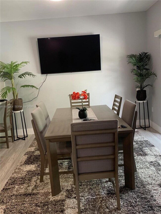 Foto del edificio - 10902 NW 83rd St