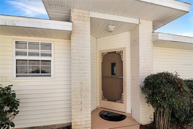 Building Photo - 21837 Royal St Georges Ln