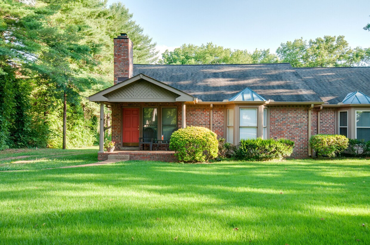 151 Davidson Rd, Nashville, TN 37205 House Rental in Nashville, TN