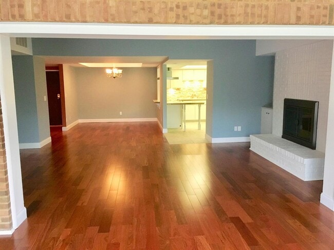 Building Photo - 2115 Nature Cove Ct