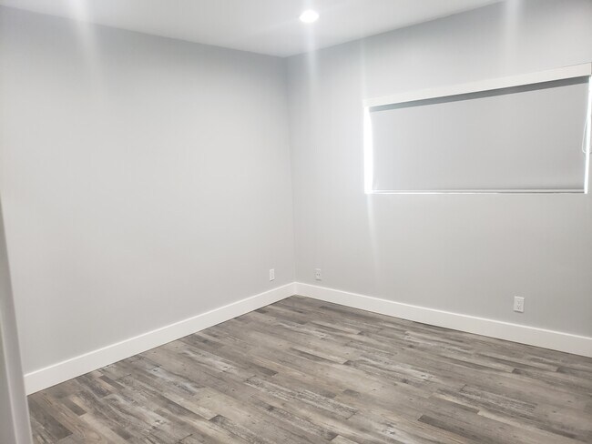 Bedroom - 2027 Vestal Ave