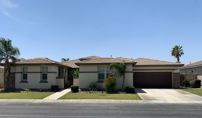 Building Photo - 82697 Cody Dr