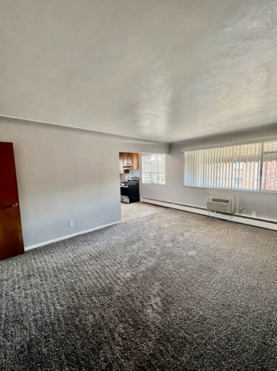 Building Photo - Karen Jean Apartments