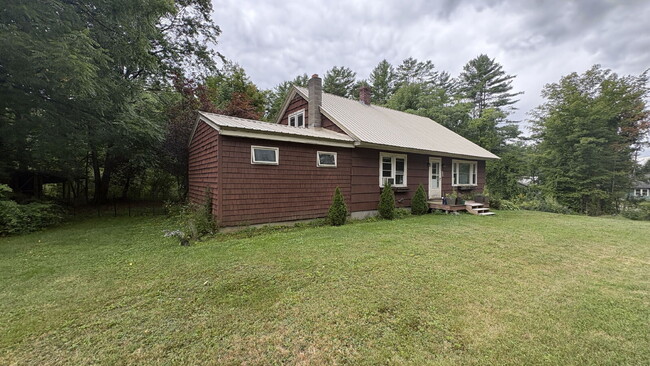 Building Photo - Spacious 4BR Single-Family Home with Fire Pit, Chicken Coop & 2-Car Garage!