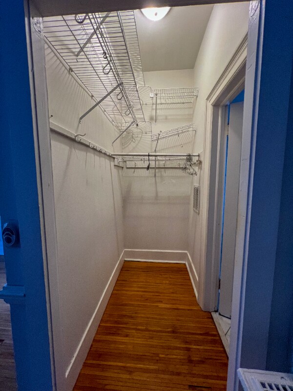 Foto del edificio - 4380 Central Ave