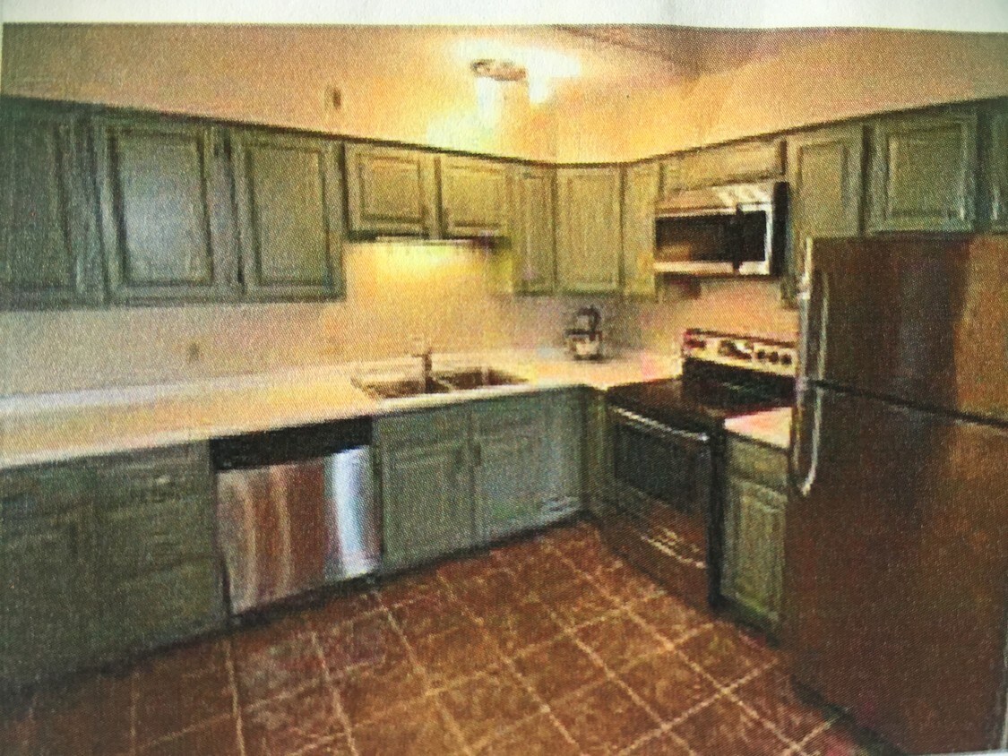 Primary Photo - 7200 York Ave S