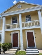 Building Photo - 2888 Edgehill Ln