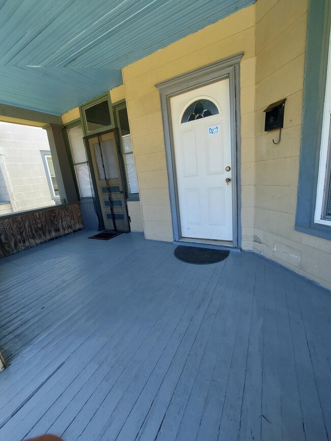 Front porch - 313 S Randolph St