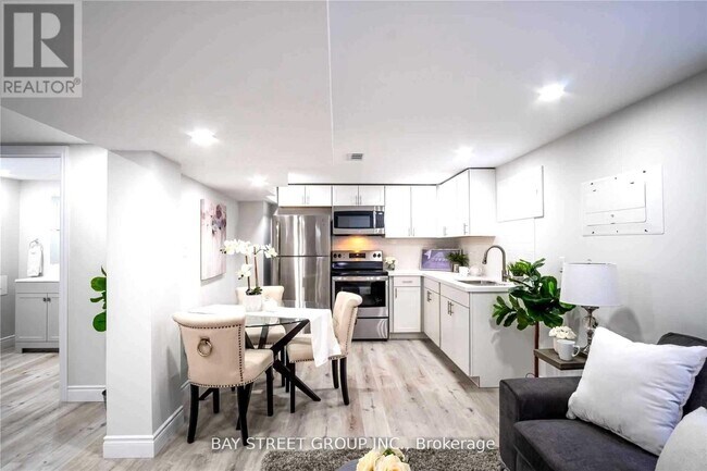 Photo du bâtiment - 351 E 27th St