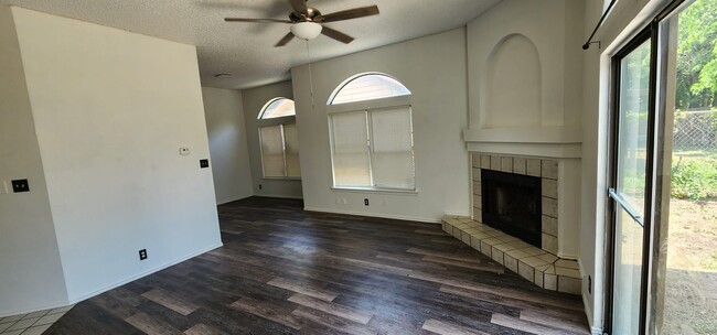 Building Photo - 4107 Mystic Sunrise Dr