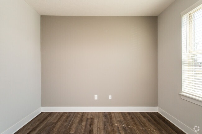 2BR, 2.5BA - 1,210 SF - Stansbury Town - LC Gahanna
