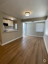 Building Photo - 3412 Marlborough Ave