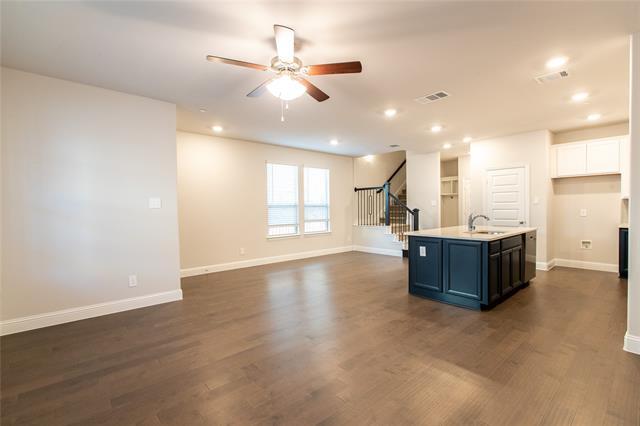 Building Photo - 7828 Manilla Dr