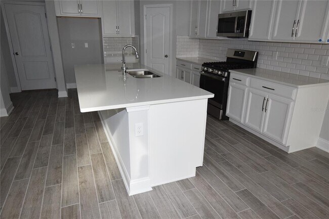 Building Photo - 13099 Spring Grove Way