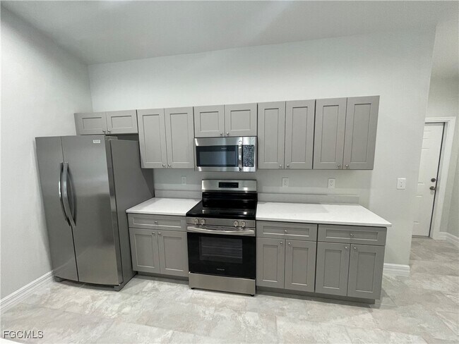 Building Photo - 1423 Gleason Pkwy