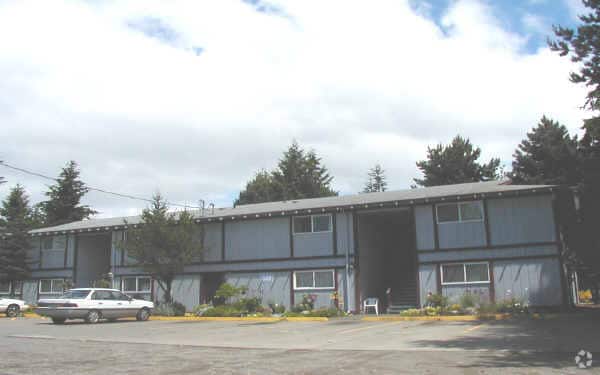 Building Photo - Meadow Creek Apartments