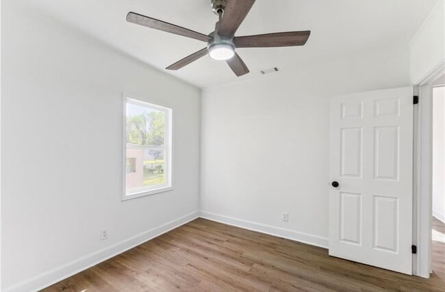 Building Photo - 437 Collier Ridge Dr NW
