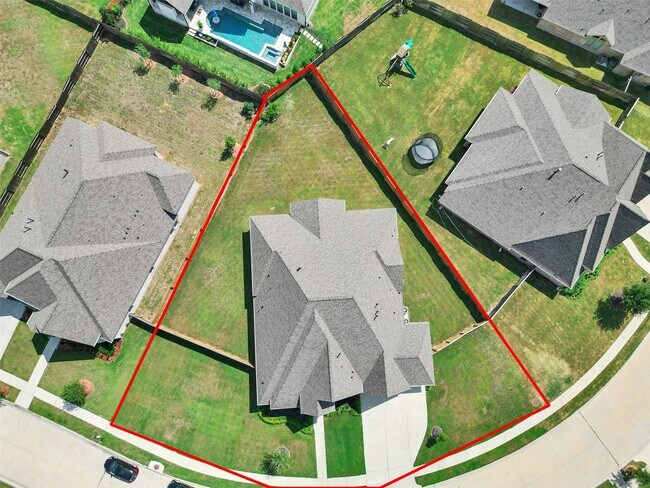 Foto del edificio - 5422 Farm Hill Way