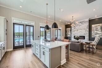 Building Photo - 152 PYRUS Ln