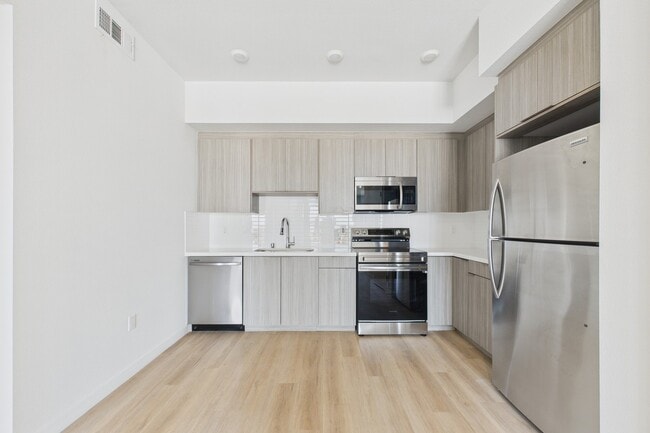 Interior Photo - Thrive on 5th