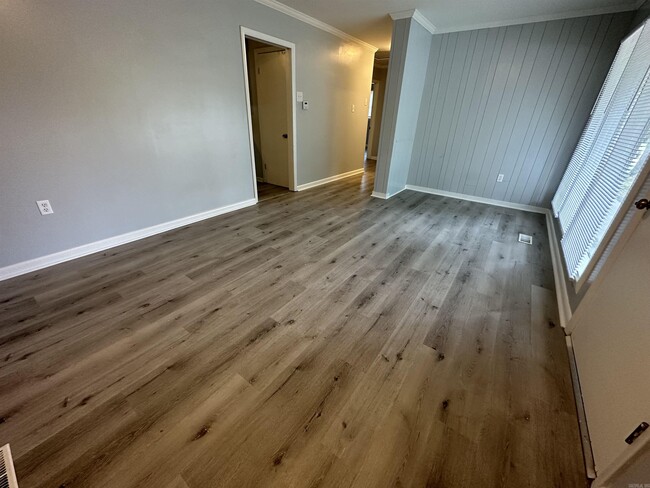 Foto del edificio - 8713 Westwood Ave