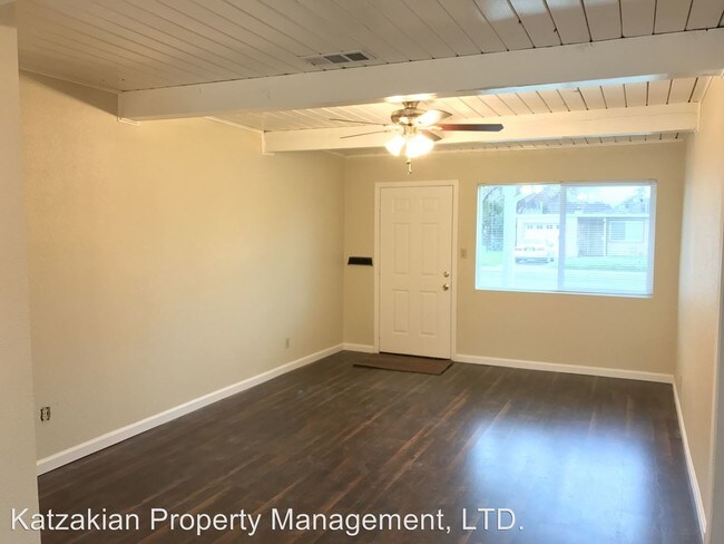 Building Photo - 2 br, 1 bath House - 2037 W. Monterey Ave.