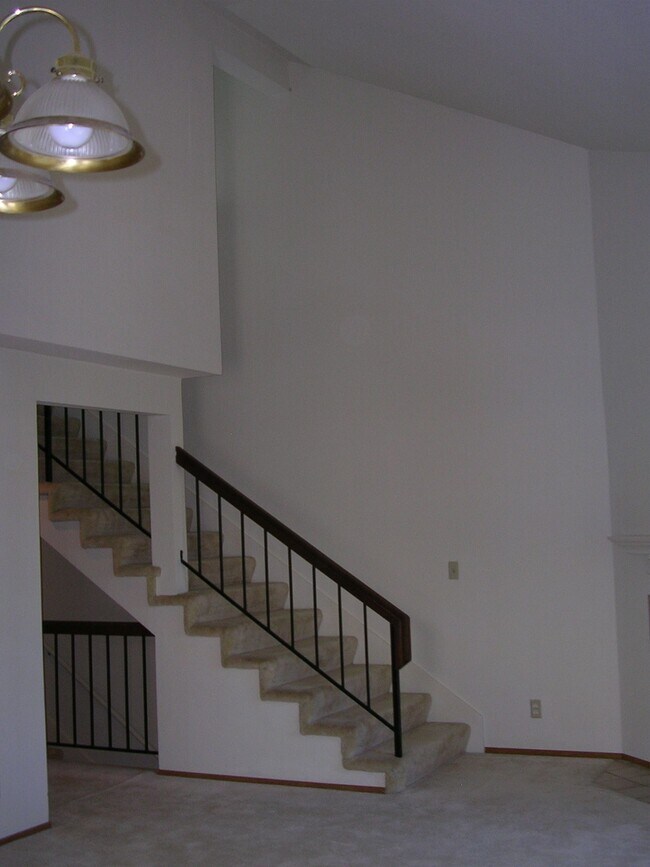 Foto del edificio - 705 W Fremont Ave
