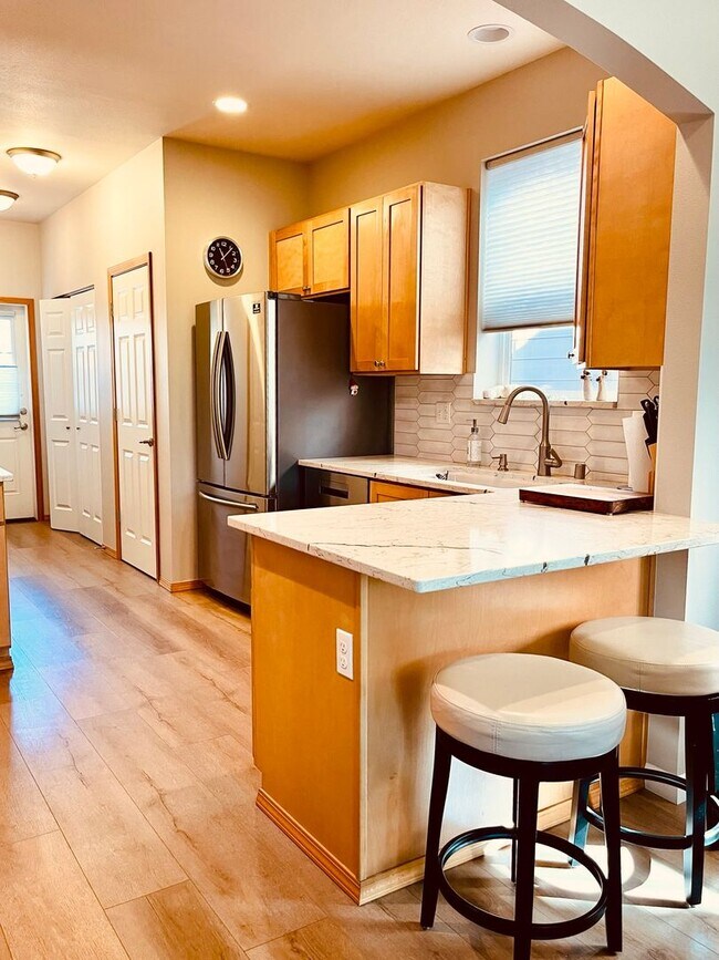 Foto del edificio - Furnished 2 bedroom cottage in downtown Po...