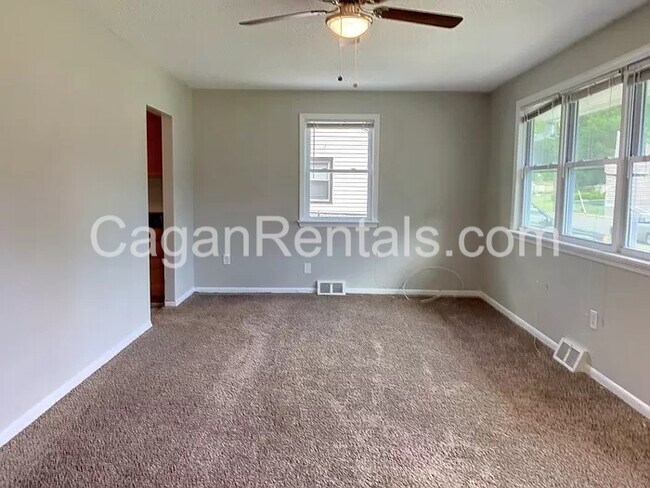 Foto del edificio - Fully renovated 3-bedroom Ranch Home!