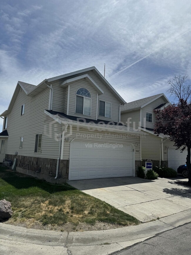 Foto del edificio - 1541 W Ln Ct