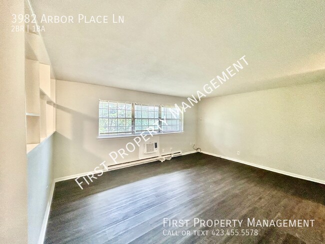 Foto del edificio - 3982 Arbor Pl Ln