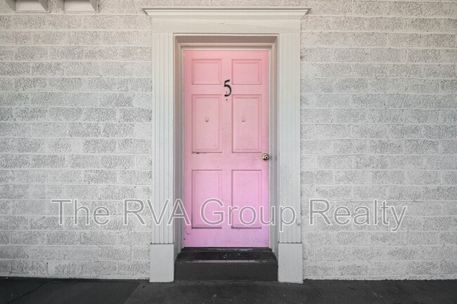 Building Photo - 3807 Woodlawn St