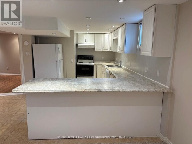 Building Photo - 474 Arnhem Dr