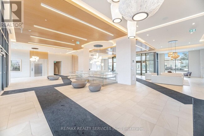 Building Photo - 8960 Jane St