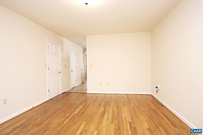 Foto del edificio - 200 Stribling Ave