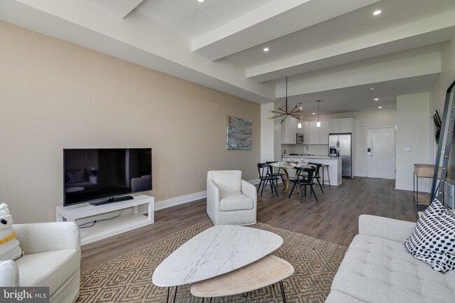 Foto del edificio - 150 S Independence Mall W