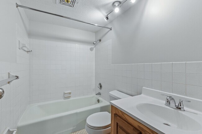 Foto del edificio - The Marshall Street Apartments