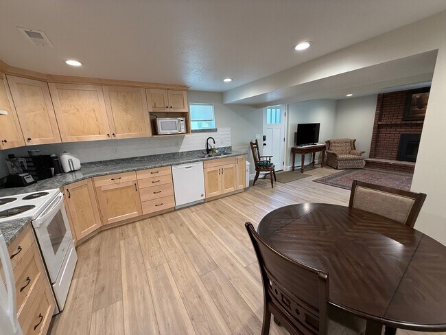 Foto del edificio - 6512 Rodeo Ln