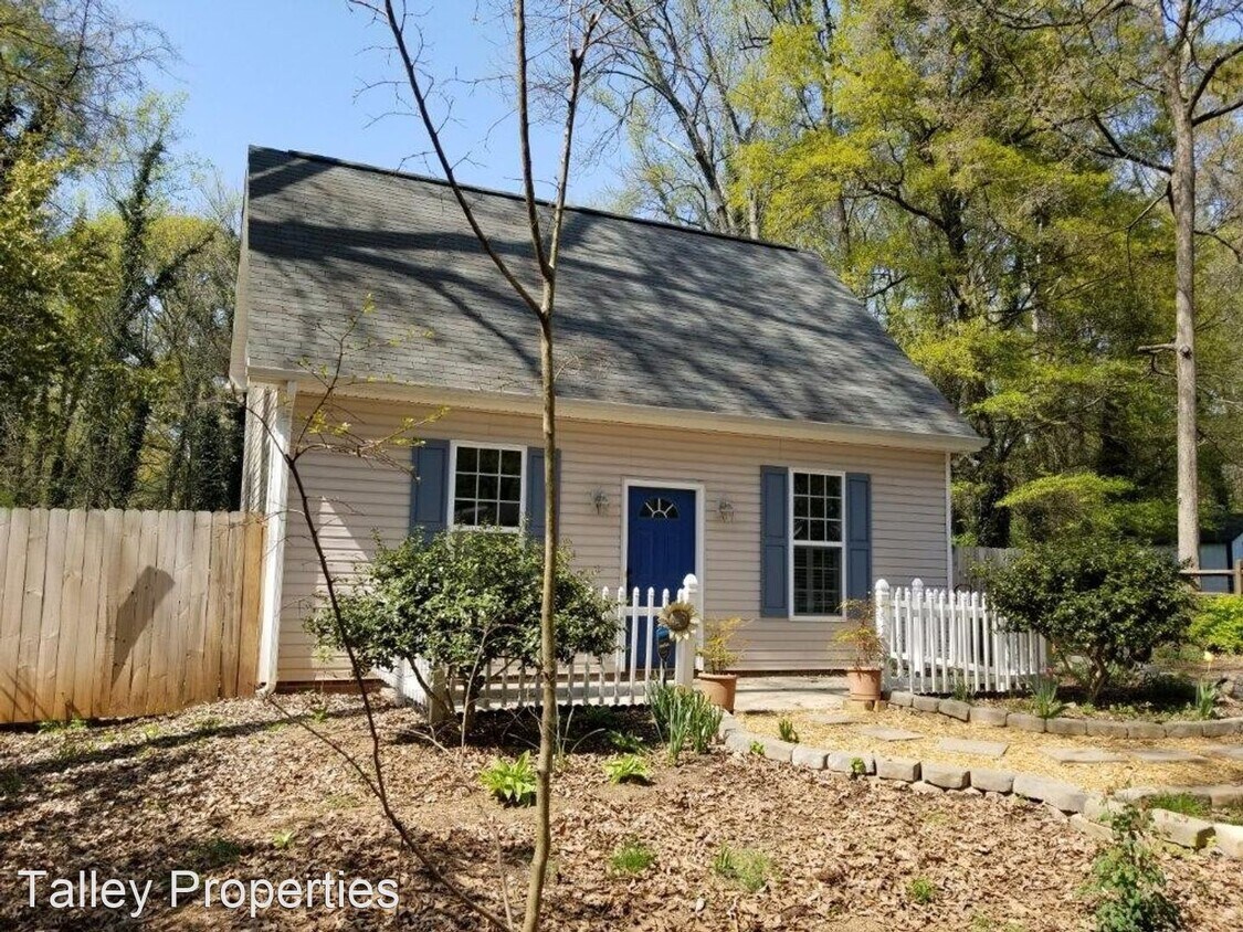 Primary Photo - 2 br, 1 bath House - 508 North Street