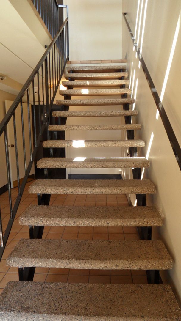 Foto del edificio - 55+ Senior Living Upgraded 1 BR 1 BA Gated...