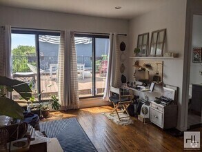 Building Photo - QUINCY STREET / Amazing Modern 1-Bed 1-Bat...